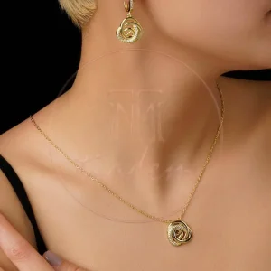 نیم‌ست طرح طلای گل رز – نیم‌ست نگین‌دار آبکاری طلا ۱۸ عیار