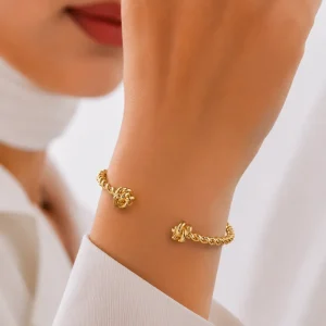 بنگل مینیمال با آبکاری طلا و نقره طرح دو گره با بدنه طنابی