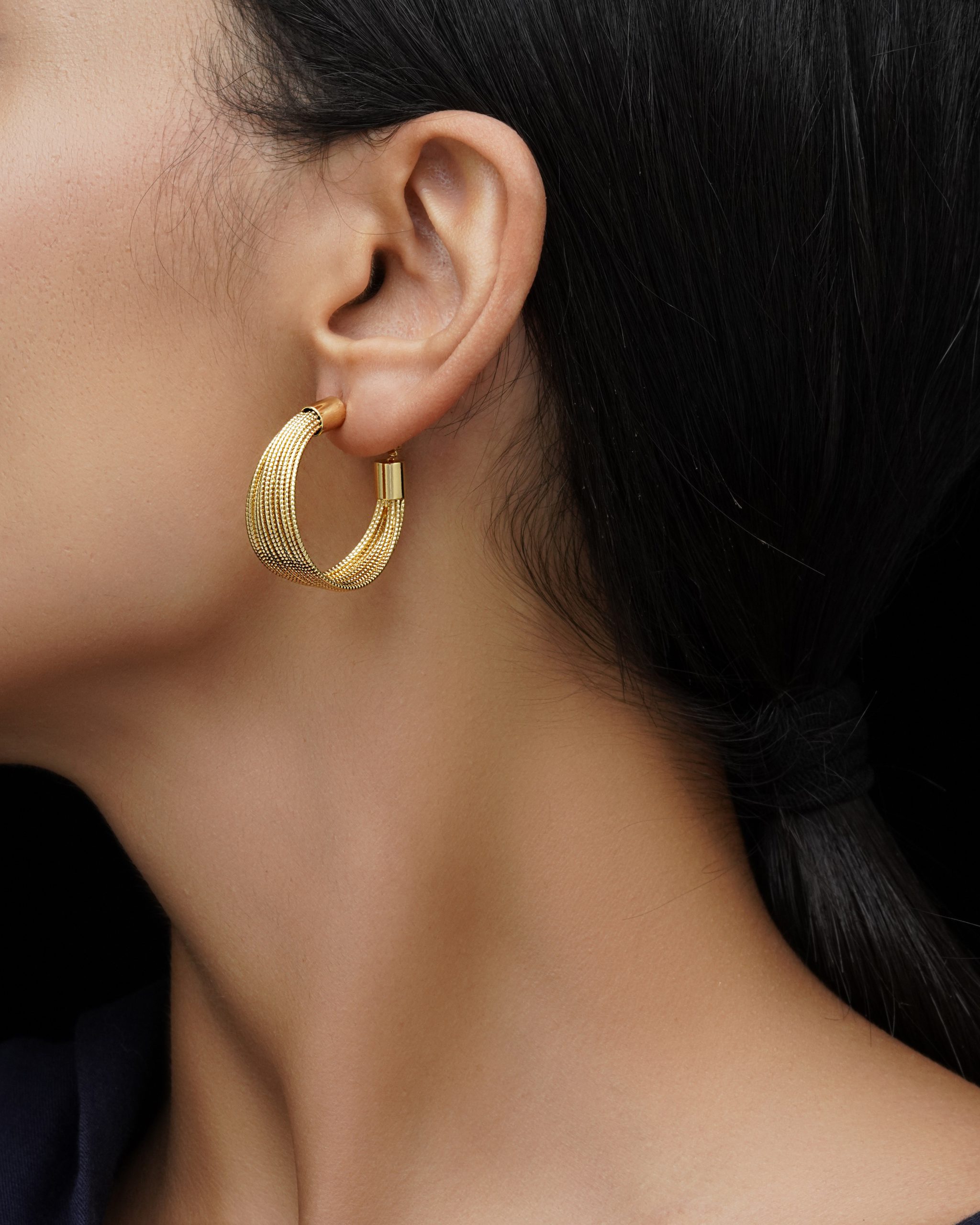 گوشواره حلقه ای طرح طلا گیسو